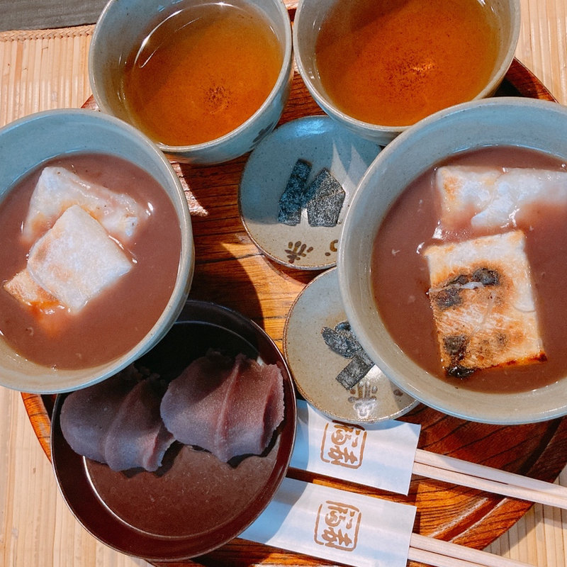 赤福と赤福ぜんざい(赤福 本店向かい別店舗 )