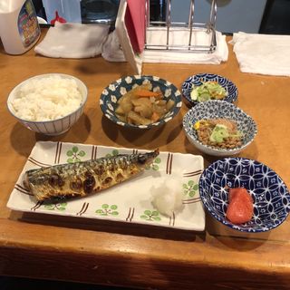 サバ定食(あじさい )
