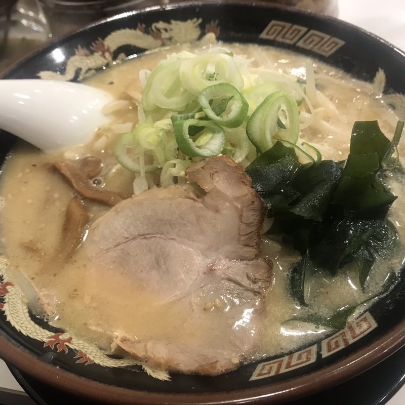 札幌味噌らーめん(北海道らーめん みそ熊 新橋店)