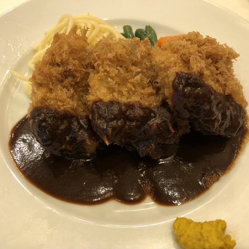 豚ヒレ肉カツレツ（特別料理）(レストラン桂)