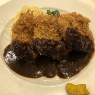 豚ヒレ肉カツレツ（特別料理）(レストラン桂)