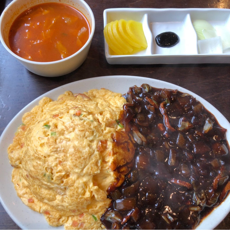 ジャジャンパブ(香港飯店0410 職安通り店)