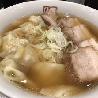 ワンタン麺(喜多方ラーメン坂内 戸塚店)