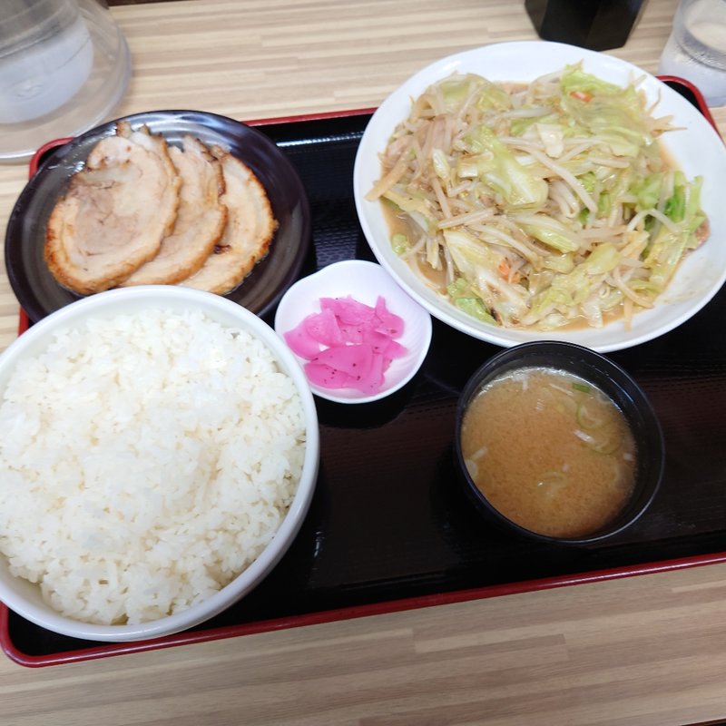 味噌野菜炒め定食に単品チャーシュー☓3枚(門左衛門)