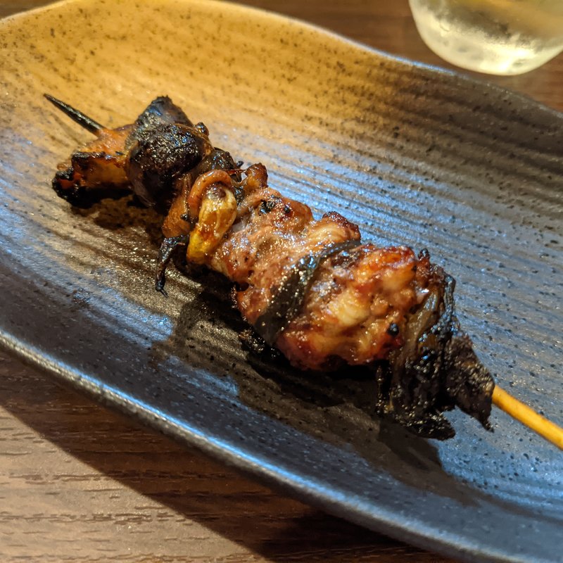 肝と身と中落ちとヒレのミックス串(まほろば )