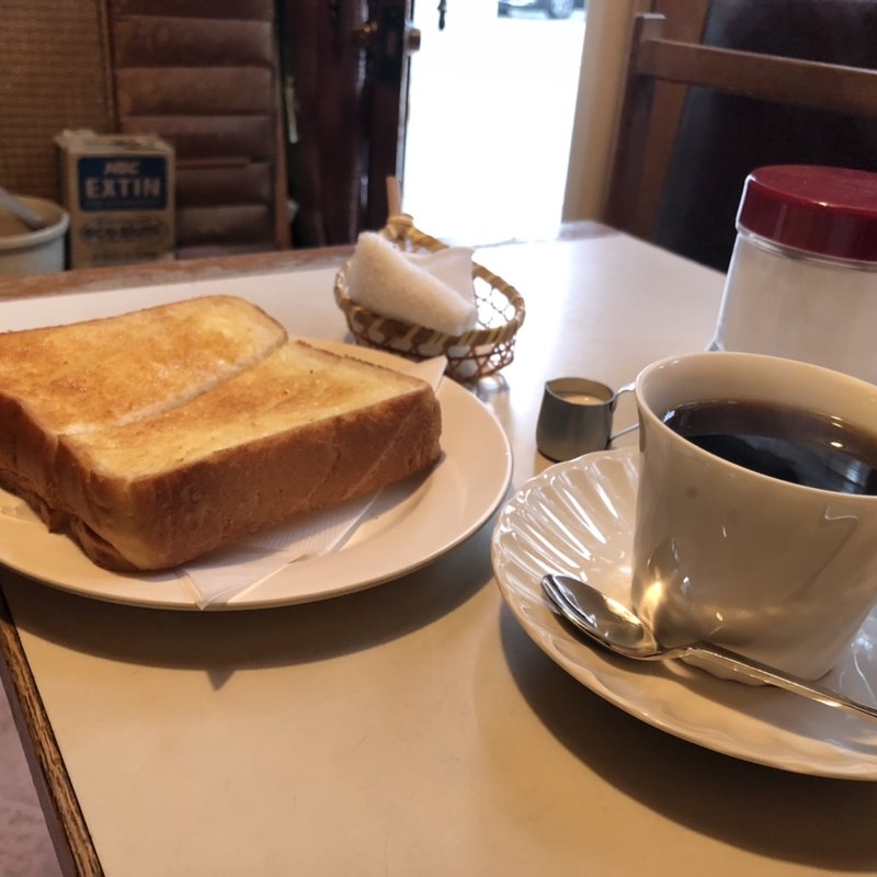 コーヒーとトースト(英留沙 )