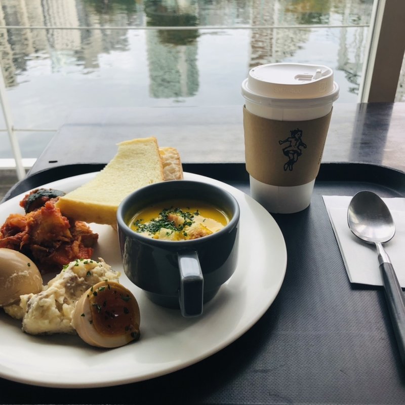 デリ4種＋お任せパン(breadworks天王洲)