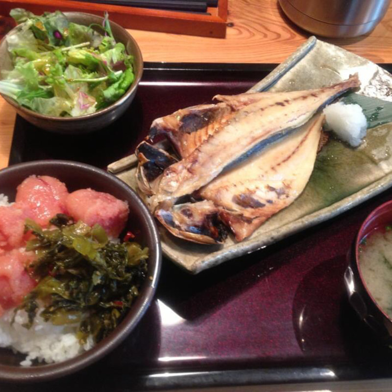 真あじ干物定食(日替り)(博多もつ鍋やまや 大崎ブライトタワー店)