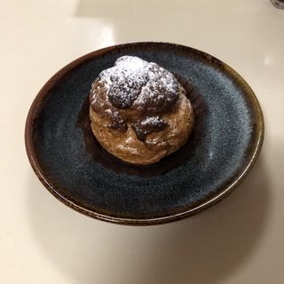 焼きチョコシュー(ショコラティエ　タカ)