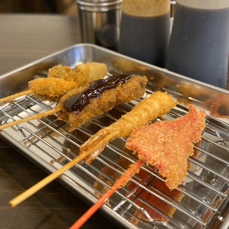 紅ショウガ、海老、豚串カツ(味噌)、ホタテ(晴れのちハレ)