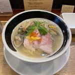 浅蜊とムール貝の汐そば(麺処しろくろ)