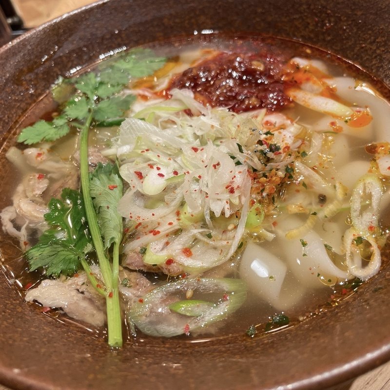 麻辣フォー(餃子といえば 芭莉龍)