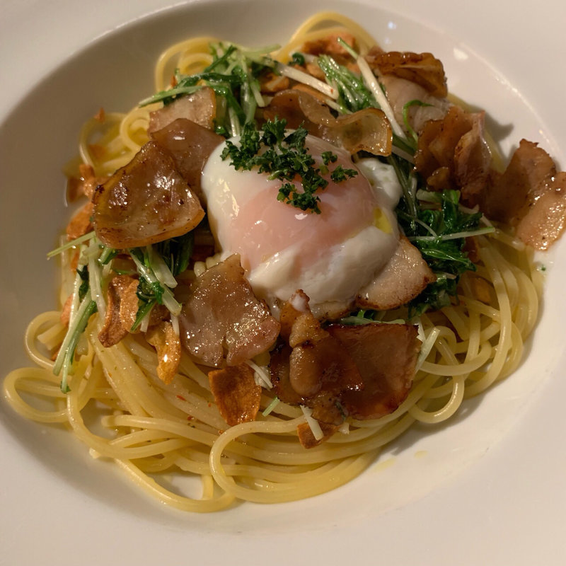 水菜と温玉のペペロンチーノ(オールドスパゲティファクトリー 神戸店)