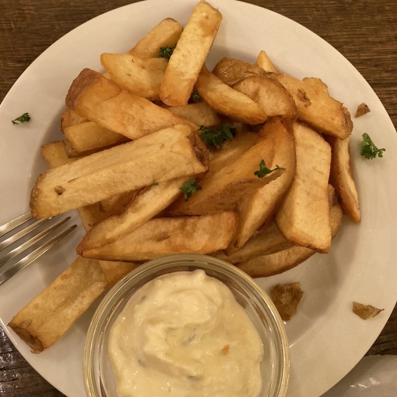 フライドポテト(ビアパブ イシイ)