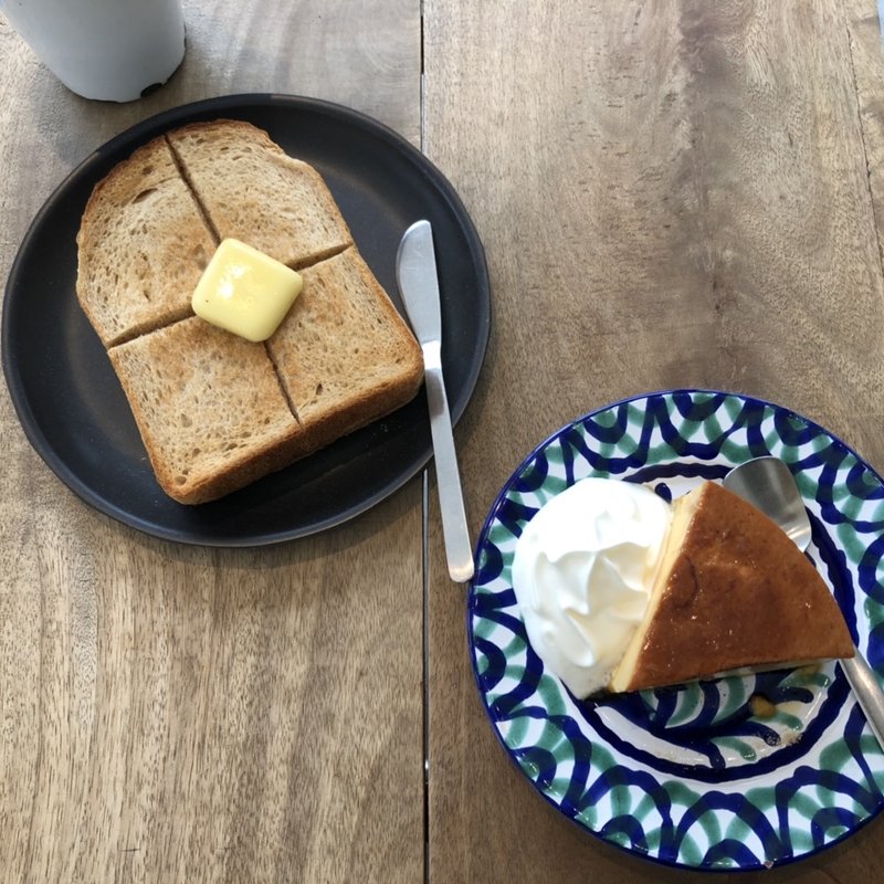 バタートースト、賄いプリン(magome coffee project)