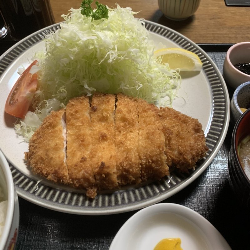 ロースかつ定食　上(ひれかつの老舗 やなせ本店)