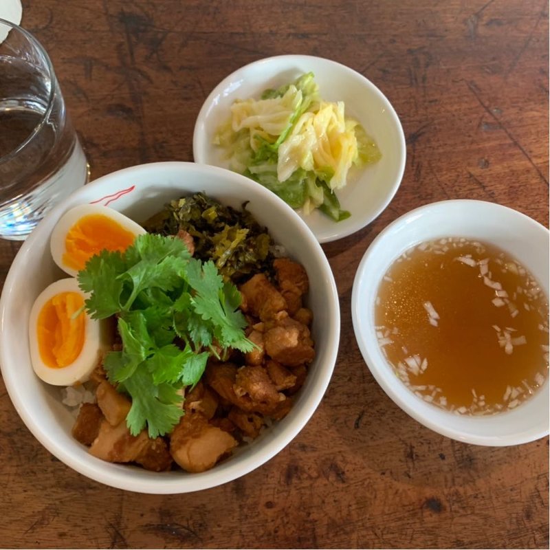 魯肉飯(ランチ)(サルーズキッチンマーケット)