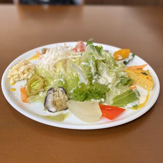 サラダ(キッチン＆カフェ アルトチェーロ)