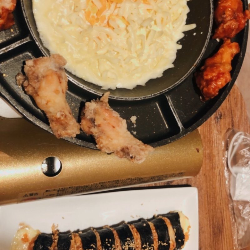 チーズキンパ、UFOチキン(美味辛厨房 まるから 千葉中央店)