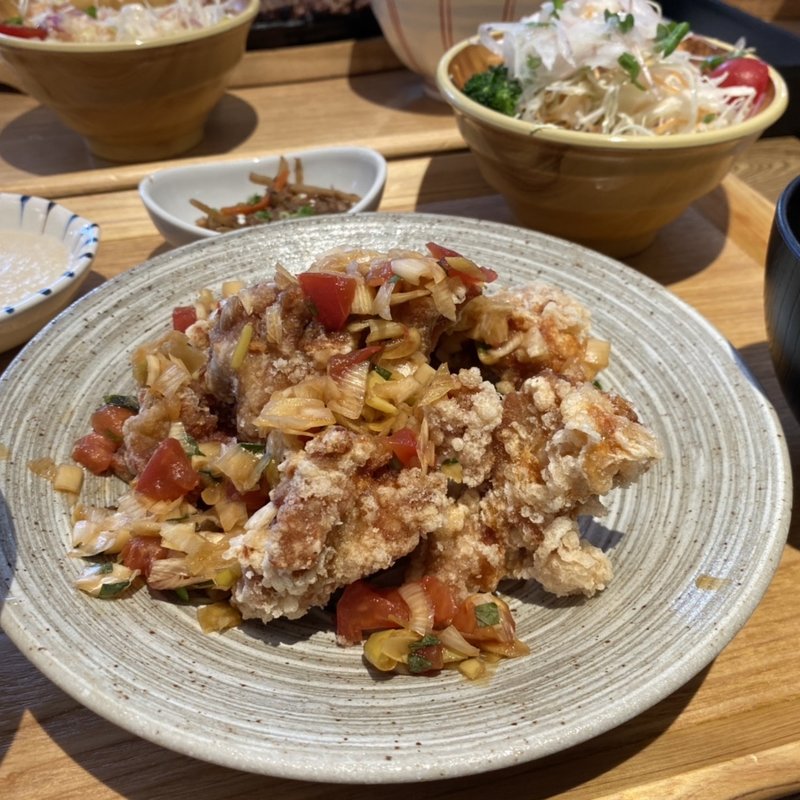 若鶏と季節野菜の黒酢あん定食(難波 肉炉端 ロバート )