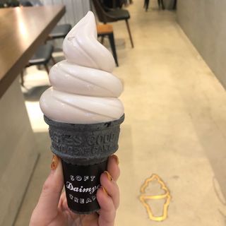 マロン(MIYASHITA CAFE +softcream)