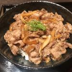 牛丼(牛肉寿司　きんたん)