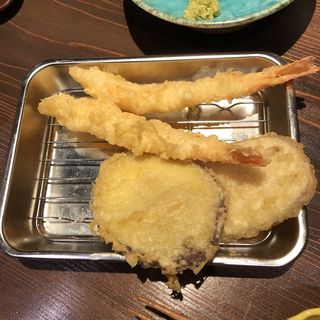天ぷら(海老、蓮根、さつま芋)(立ち呑み あたりや食堂 福島店)