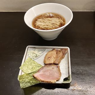 豚清湯ラーメン 醤油(限定)(博多とんこつ 豚の足跡)
