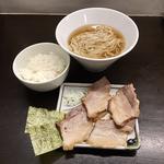 豚清湯ラーメン 塩(限定)(博多とんこつ 豚の足跡)