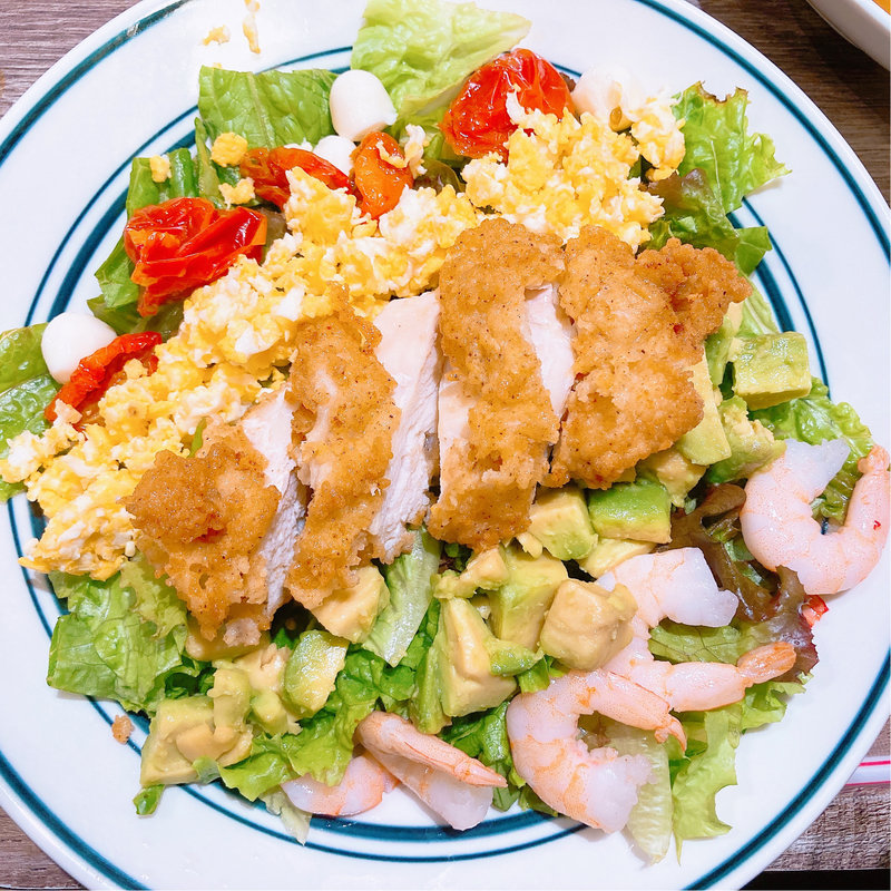 御馳走サラダボウル えびとアボカド(ケンタッキーフライドチキン葛西店)