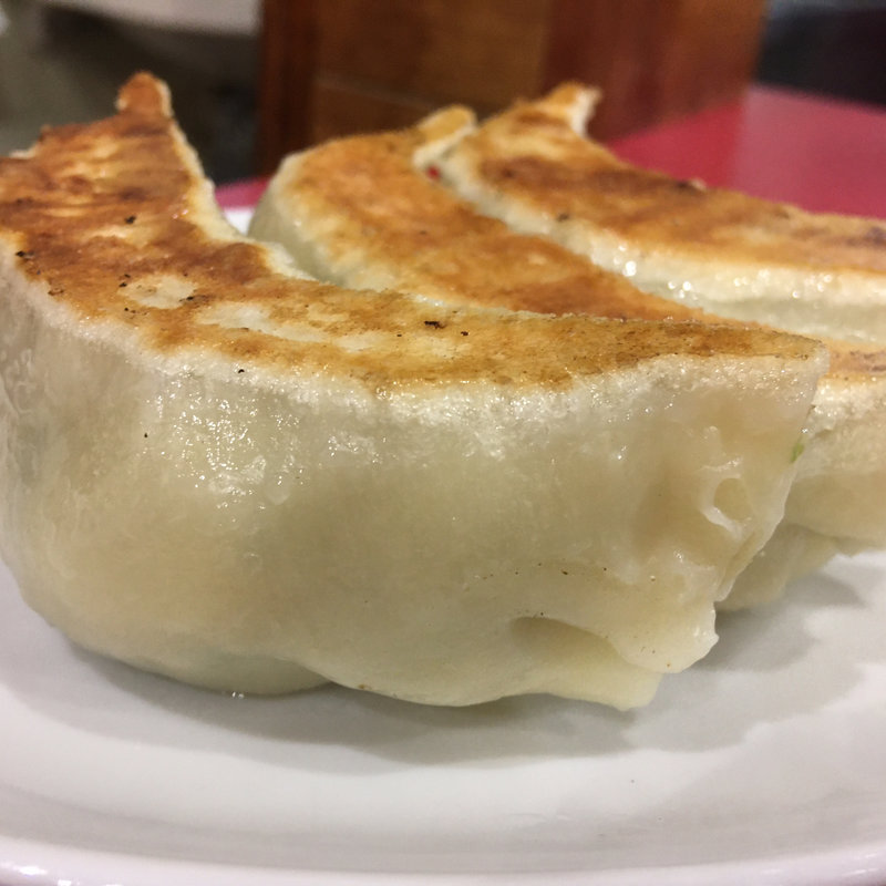 餃子三個(一品香 駒生店 （いっぴんこう）)