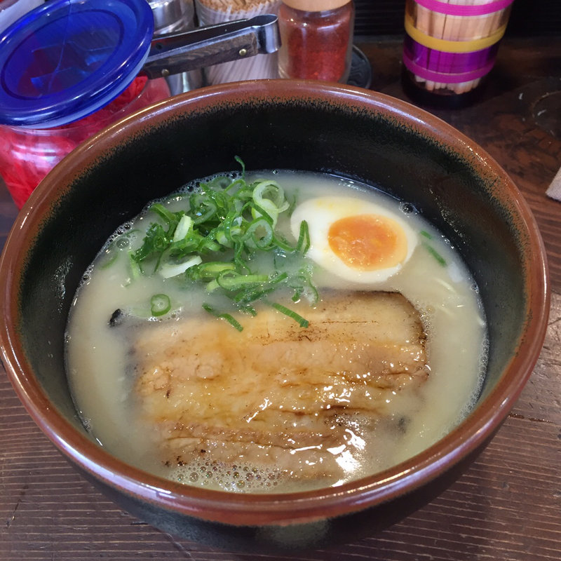 フレッシュ豚骨ラーメン(麺商 ゴリマツ)