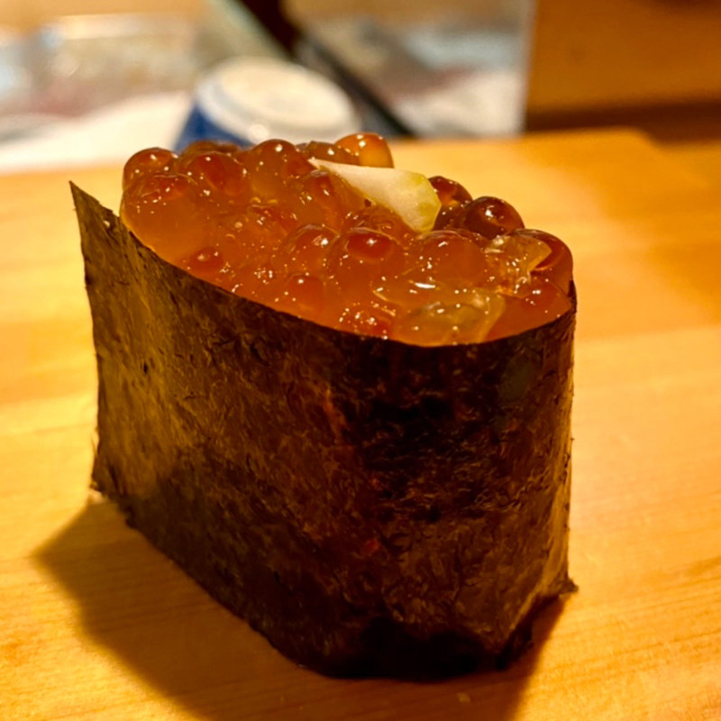 いくら（軍艦）(寿司居酒屋 ゲゲゲの三丁目)