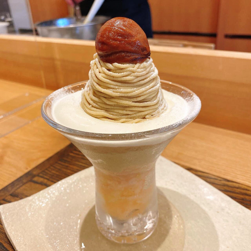 モンブランパフェ(モンブランスタイル （Mont Blanc STYLE）)