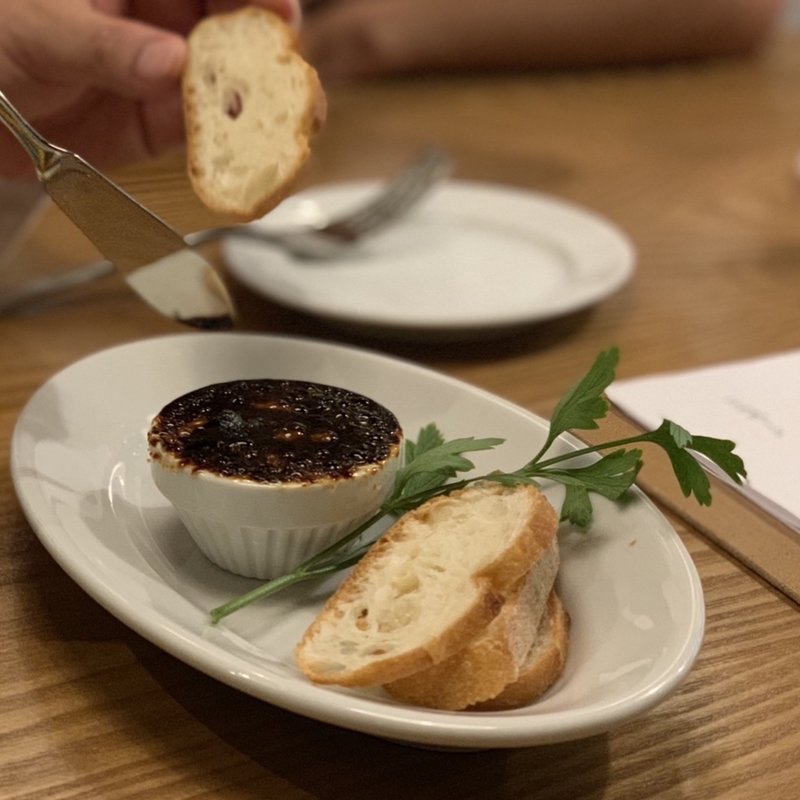 鶏白レバーの濃厚ムース(町ビストロ　GGD)