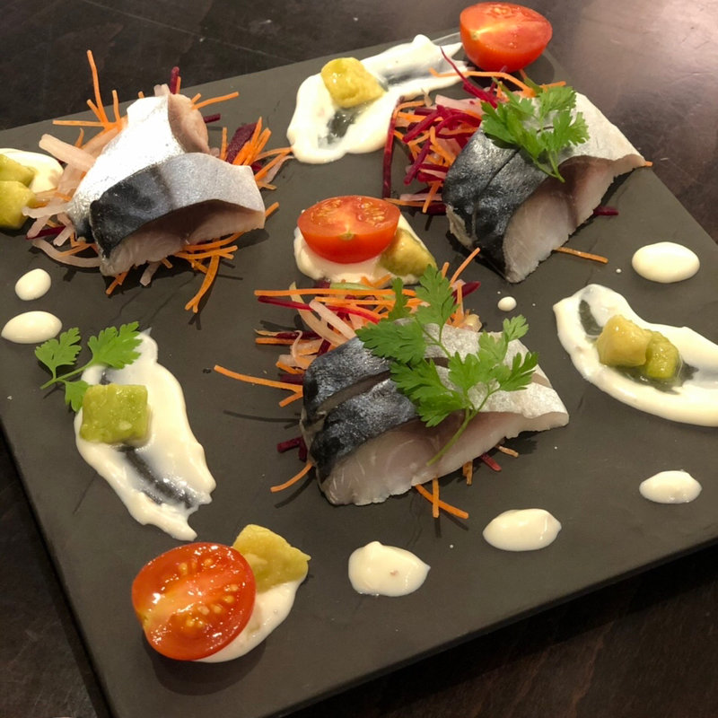 しめ鯖アボカドクリームチーズ(青葉亭 エスパル店 （【旧店名】COMPTOIR 青葉亭）)