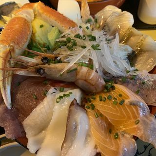 びっくり海鮮丼(土浦魚市場 )
