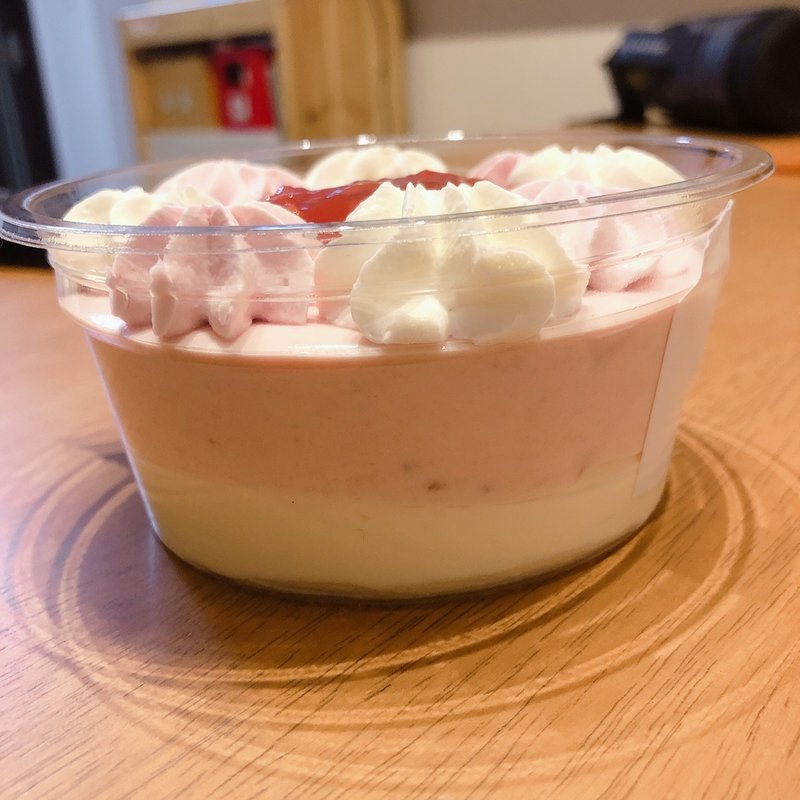 ストロベリーレアチーズ(セブン-イレブン 横浜菊名駅前店)