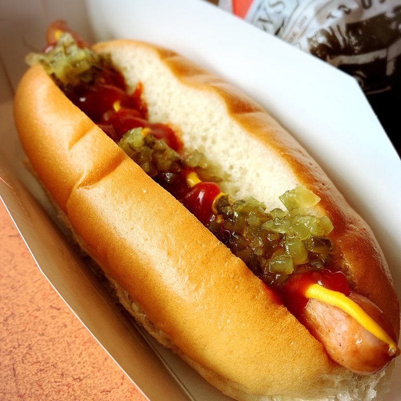 ホットドッグ(A&W 那覇空港店)