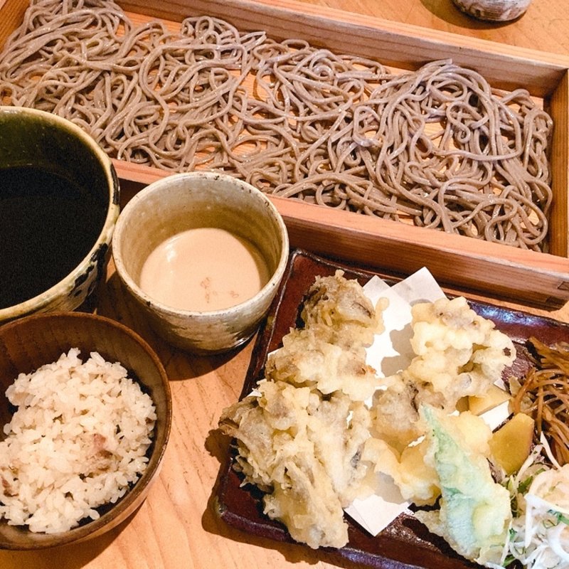 舞茸天薬味そば切り（胡麻だれ、かやくご飯付）(板蕎麦 香り家 )