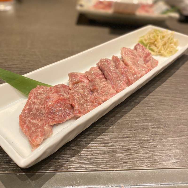 にんにくネギとろハラミ(焼肉 味樹園)