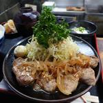 とんてき定食大盛り
