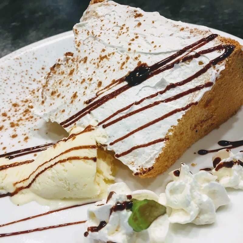 シフォンケーキ(JAZZ生演奏テラスドルチェ)