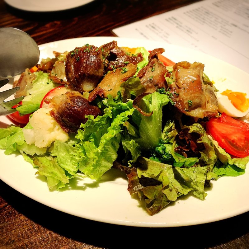 砂肝のコンフィのサラダ(デル・チャルロ （Del Chalro）)