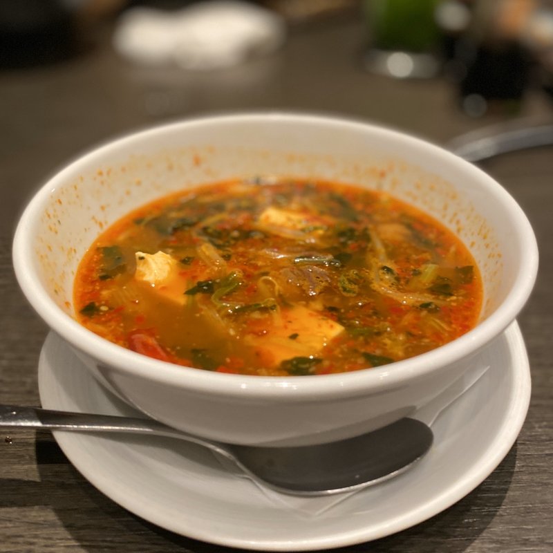 ベジ辛テールスープ(焼肉 味樹園)