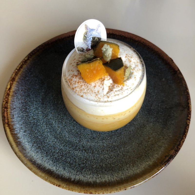 かぼちゃプリン(ジュウニブンベーカリー)