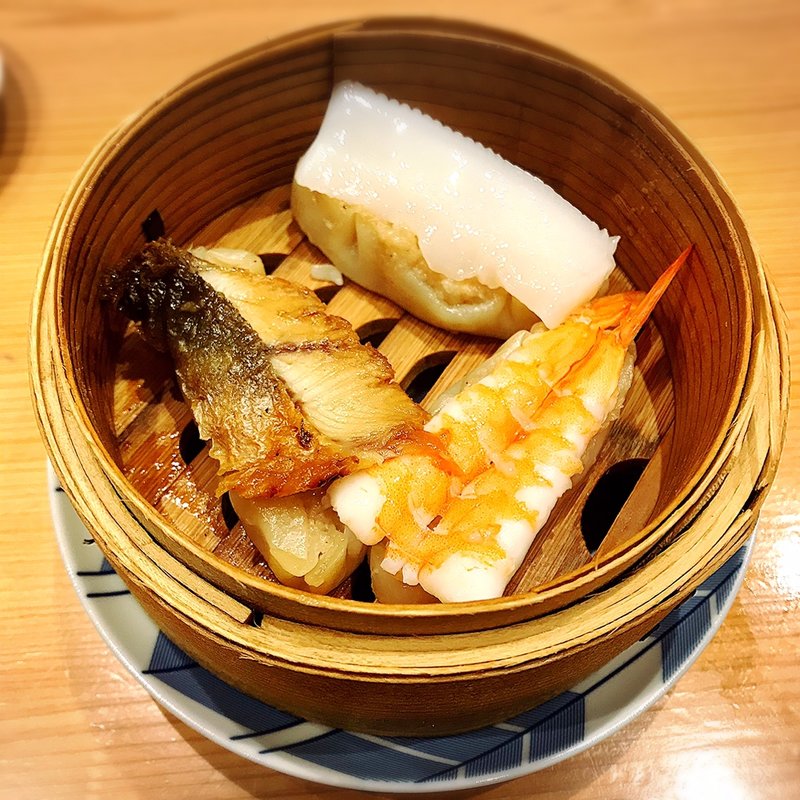 焼売3種(鮨・酒・肴 杉玉 神楽坂)