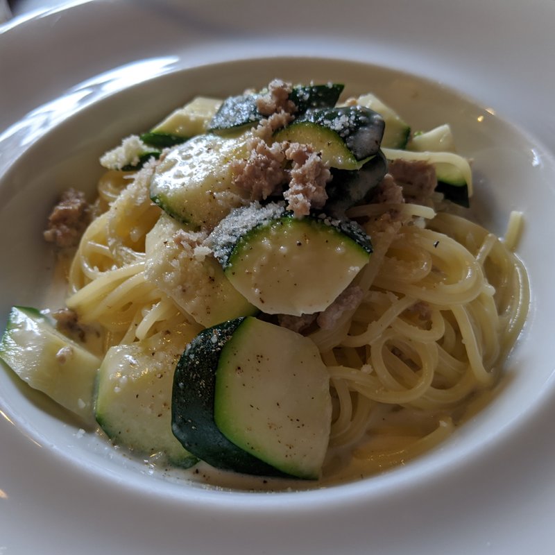 荘内豚のひき肉とズッキーニのクリームソース(アル・ケッチァーノ （Al che-cciano）)