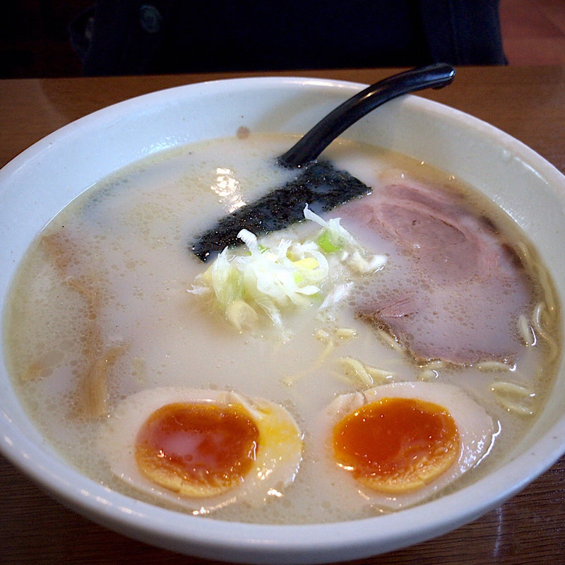 鳥骨しお 味玉入り(らーめん九重 )