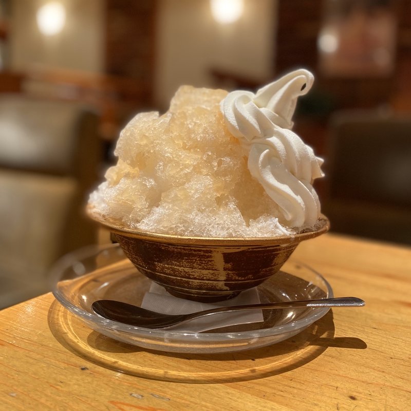 白桃&ソフト(コメダ珈琲店 セントラルパーク店)